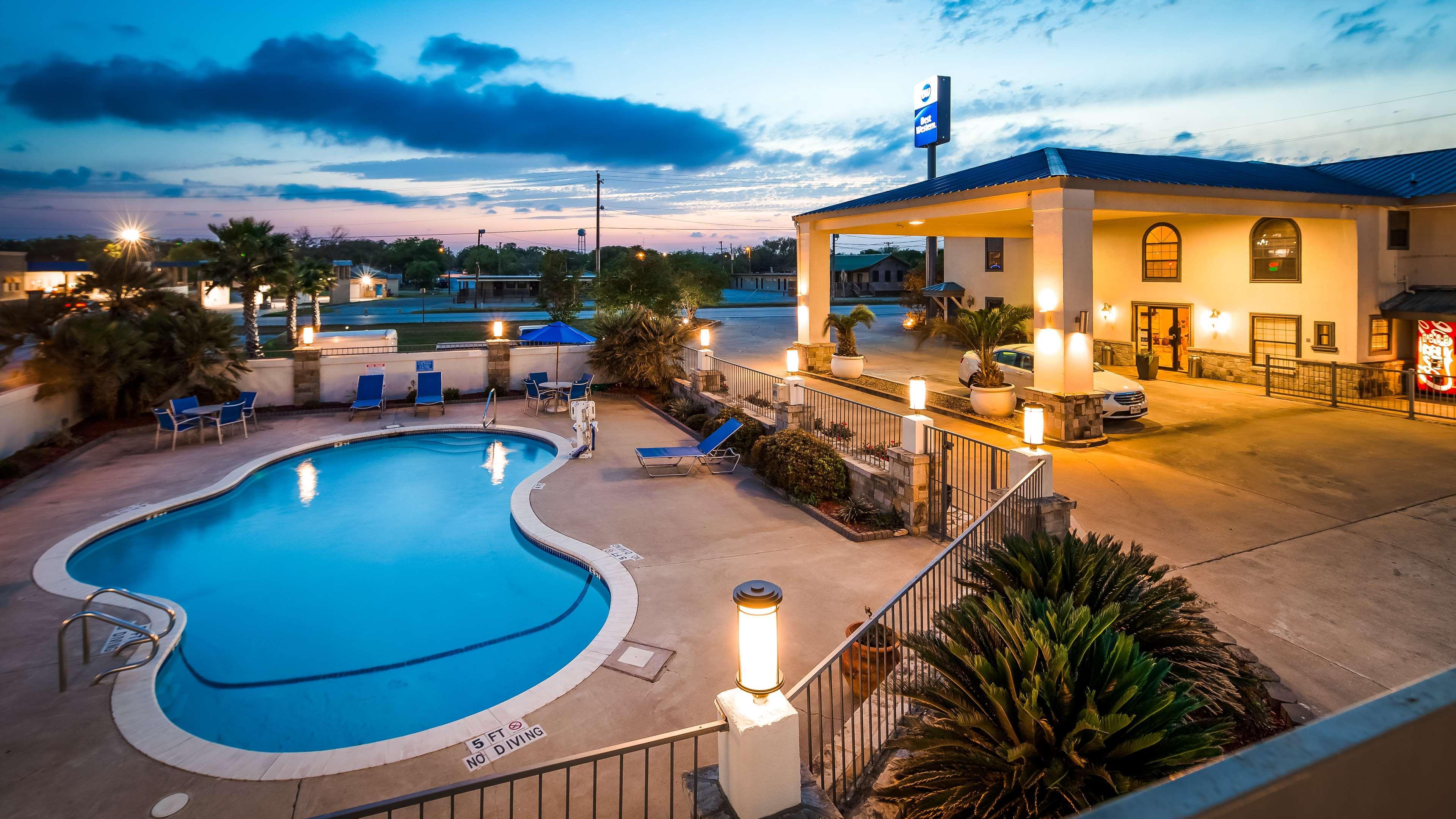 Best Western George West Executive Inn Exterior foto